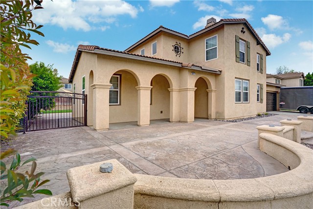 Detail Gallery Image 2 of 49 For 30177 Beeswing Cir, Menifee,  CA 92584 - 5 Beds | 4 Baths