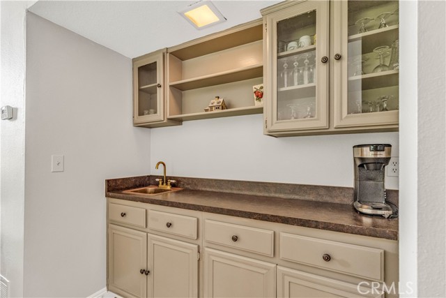 Detail Gallery Image 11 of 25 For 25572 Saltwater Dr, Dana Point,  CA 92629 - 4 Beds | 2/1 Baths