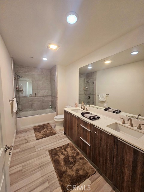 Detail Gallery Image 25 of 35 For 5253 Vantage Ave #1,  Valley Village,  CA 91607 - 3 Beds | 2 Baths