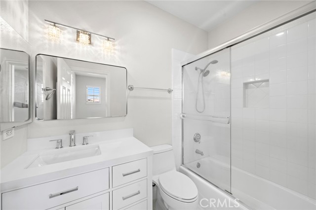 21 CATANIA, Newport Coast CA: https://media.crmls.org/medias/9683fbf6-52fb-4224-978c-9d5ac9c05384.jpg