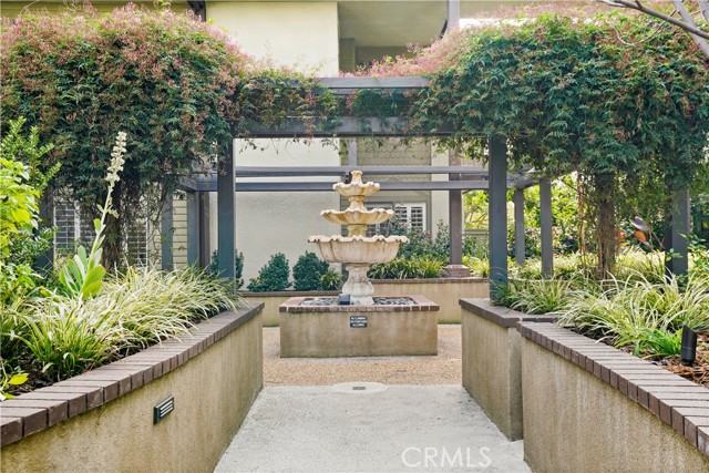 Detail Gallery Image 3 of 40 For 330 Cordova St #155,  Pasadena,  CA 91101 - 2 Beds | 2 Baths