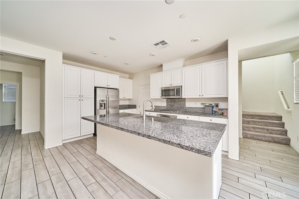 MLS #PW25178342 img 8