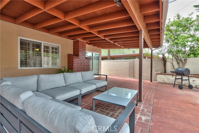 Detail Gallery Image 45 of 62 For 1702 S King St, Santa Ana,  CA 92704 - 3 Beds | 2 Baths