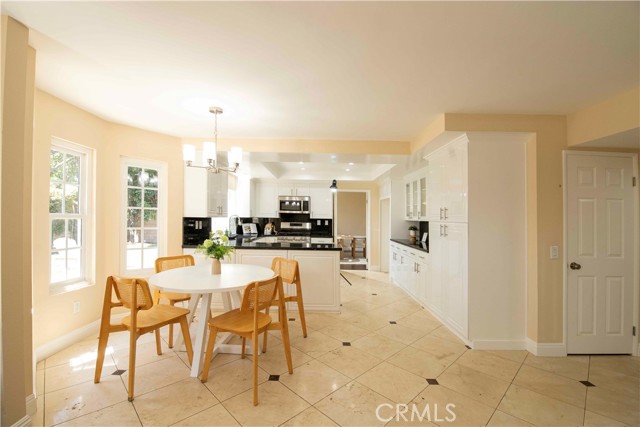 12860 Charlwood Street, Cerritos CA: https://media.crmls.org/medias/96863ddd-9272-4d49-80a6-0eb4c594eeba.jpg