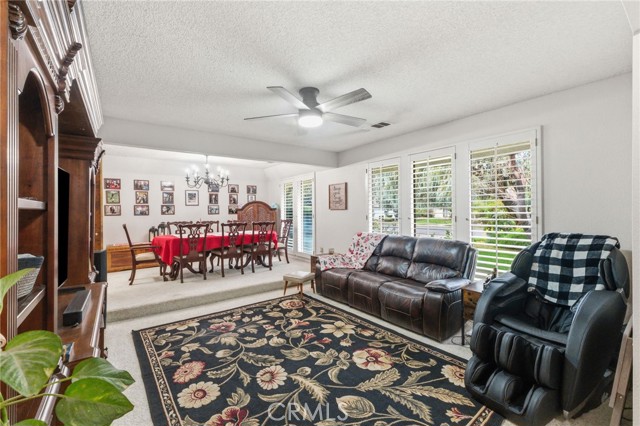 Detail Gallery Image 18 of 36 For 6479 N Blosser, Fresno,  CA 93711 - 4 Beds | 3 Baths