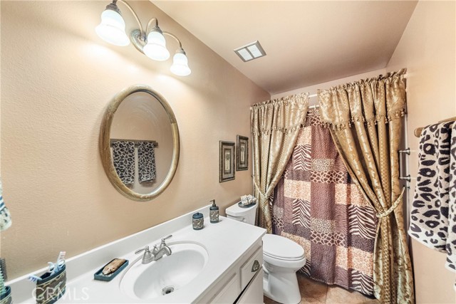 1921 Pine Drive, La Habra CA: https://media.crmls.org/medias/96886bab-c06d-49b5-821e-fca7943166b8.jpg