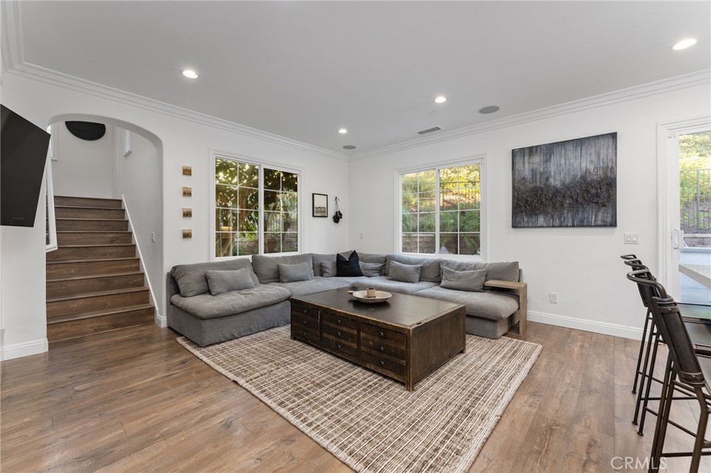 MLS #NP25267617 image #9