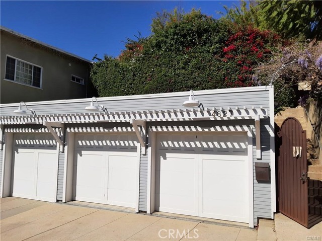 Detail Gallery Image 4 of 12 For 4827 Mendota Ave, Los Angeles,  CA 90042 - 2 Beds | 1 Baths