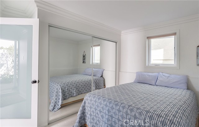 1325 Loma Drive, Hermosa Beach, California 90254, 2 Bedrooms Bedrooms, ,2 BathroomsBathrooms,Residential,Sold,Loma,SB17232773