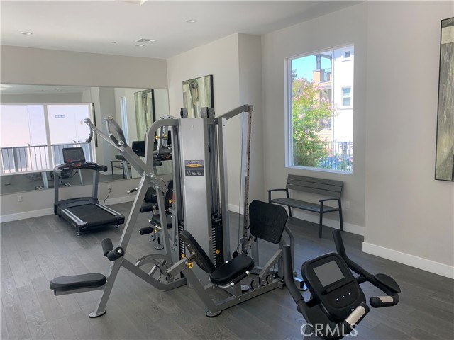 5 Brookline Avenue, Phillips Ranch CA: https://media.crmls.org/medias/96894e70-bafe-4a43-bf53-25906faa482a.jpg