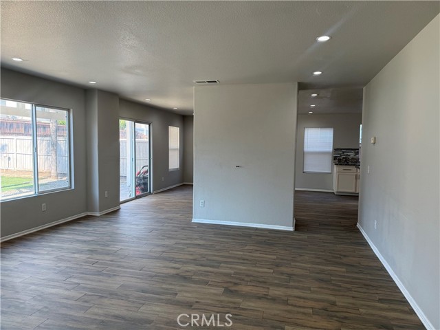 23100 Harbor Seal Court, Wildomar CA: https://media.crmls.org/medias/968967ef-7c58-43ff-a350-a858f6602193.jpg