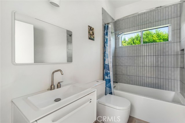 Detail Gallery Image 18 of 39 For 912 Santa Ana St, Laguna Beach,  CA 92651 - 2 Beds | 2/1 Baths
