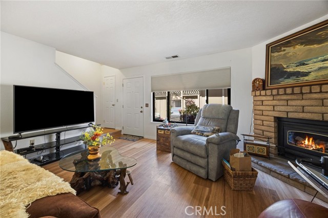 Detail Gallery Image 12 of 39 For 2250 King Ct #4,  San Luis Obispo,  CA 93401 - 2 Beds | 1/1 Baths