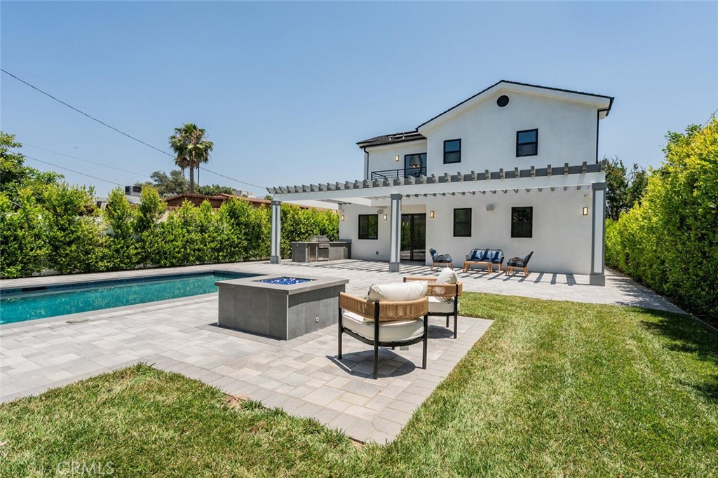 251 S Griffith Park DriveBurbank image #47