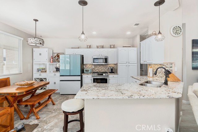 Detail Gallery Image 14 of 52 For 1732 Ametista Dr, San Jacinto,  CA 92583 - 2 Beds | 2 Baths
