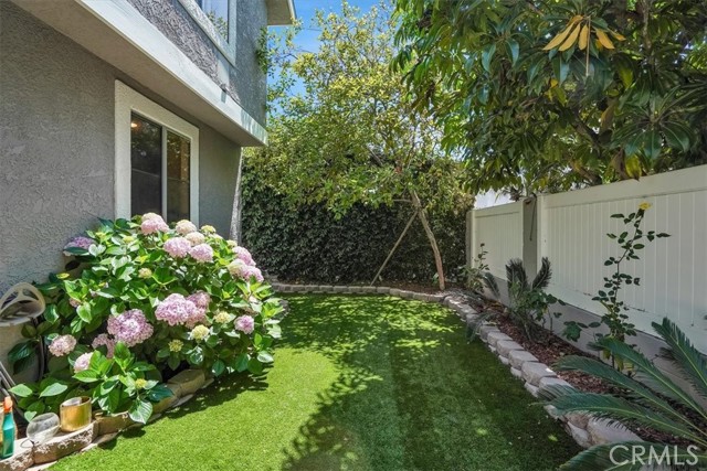 2406 Huntington Lane, Redondo Beach, California 90278, 3 Bedrooms Bedrooms, ,2 BathroomsBathrooms,Residential,Sold,Huntington,RS23115800