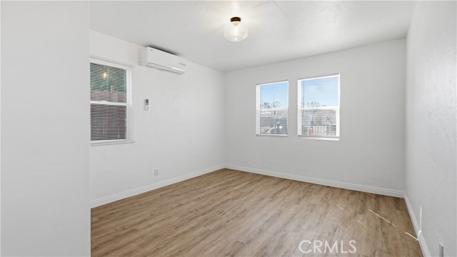 Detail Gallery Image 36 of 40 For 215 N Mcclay, Santa Ana,  CA 92701 - 5 Beds | 2 Baths