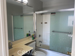 Detail Gallery Image 11 of 15 For 1421 5th St #3,  Glendale,  CA 91201 - 2 Beds | 2/1 Baths