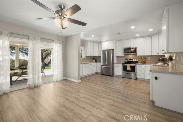 Detail Gallery Image 51 of 65 For 6472 Rainbow Heights, –,  CA 92028 - 4 Beds | 2 Baths