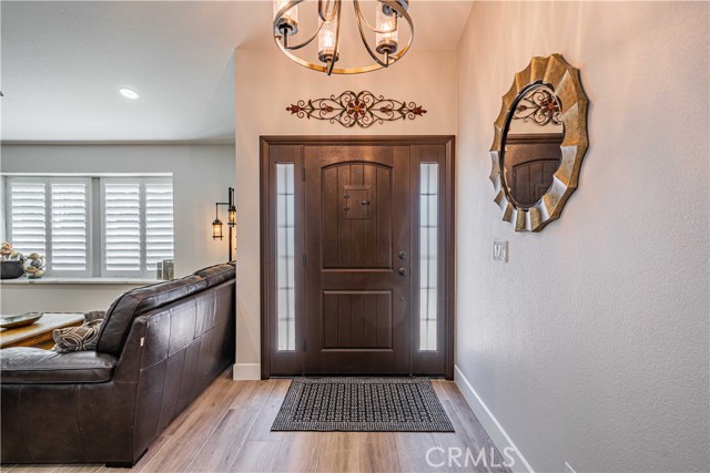 Detail Gallery Image 17 of 74 For 23200 Canyon Lake Dr, Canyon Lake,  CA 92587 - 4 Beds | 2 Baths