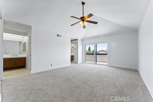 Detail Gallery Image 18 of 29 For 199 S Woodrose Ct, Anaheim,  CA 92807 - 4 Beds | 2/1 Baths