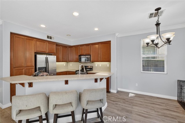 Detail Gallery Image 13 of 52 For 3686 W Scribner, Inglewood,  CA 90305 - 4 Beds | 3/1 Baths