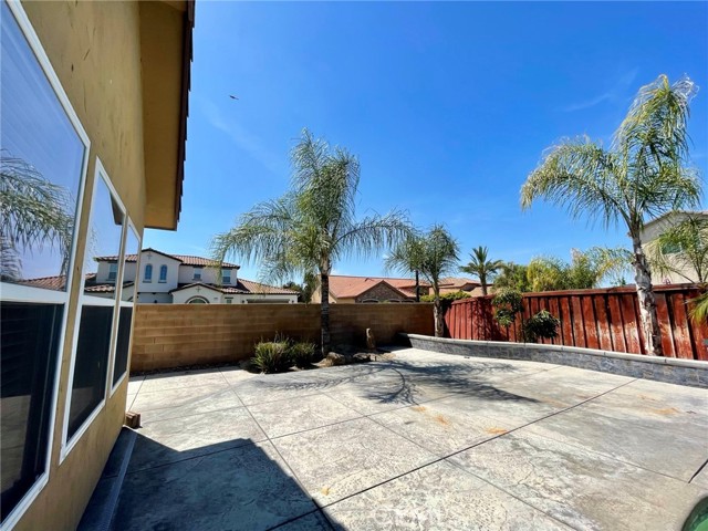 16052 W Middleton Avenue, Kerman CA: https://media.crmls.org/medias/968ee6c9-e966-44f9-ad46-ddf3a844208f.jpg