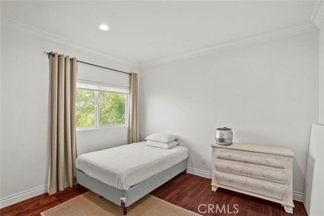 Detail Gallery Image 18 of 41 For 9369 Hillrose, Sunland,  CA 91040 - 4 Beds | 4 Baths