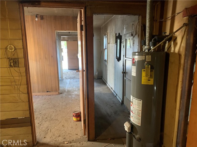 Detail Gallery Image 6 of 7 For 1190 W 7th, San Bernardino,  CA 92411 - 3 Beds | 1 Baths