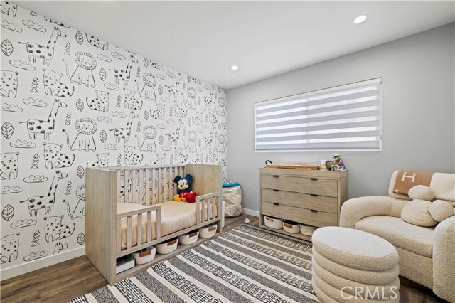 9778 Via Roma, Burbank CA: https://media.crmls.org/medias/969035b6-36cd-4e52-9d5c-2a705f9fe9d0.jpg