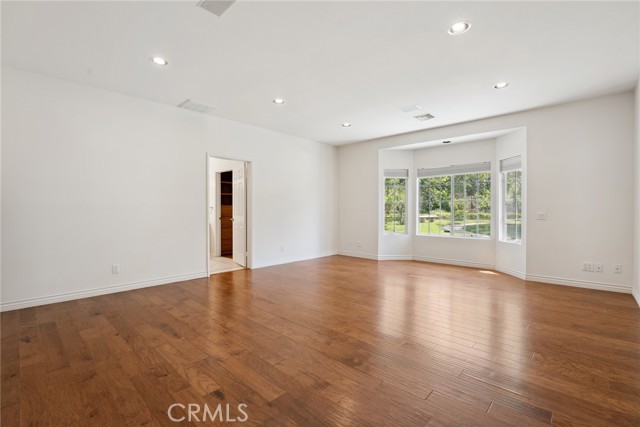 22501 Marilla Street, Chatsworth CA: https://media.crmls.org/medias/9690b050-bf10-4373-91df-ac281c061a0b.jpg