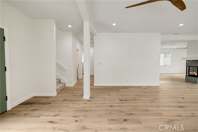 Detail Gallery Image 9 of 58 For 1707 Marshallfield a,  Redondo Beach,  CA 90278 - 3 Beds | 2/1 Baths