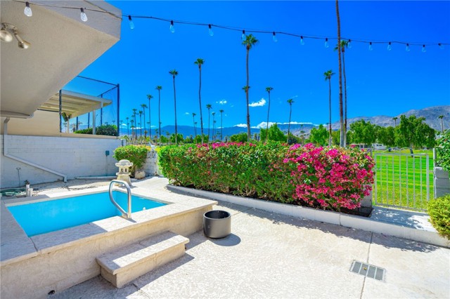 46125 Burroweed Ln., Palm Desert CA: https://media.crmls.org/medias/9692a231-15f8-451e-84d3-a19b7a8a2b1c.jpg