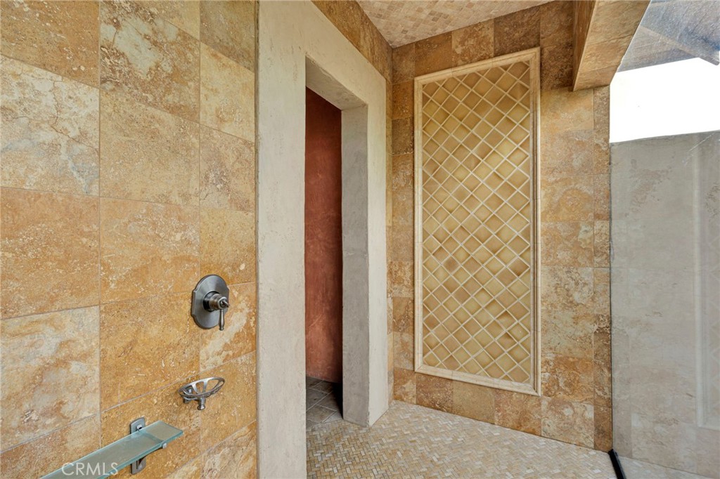 https://media.crmls.org/medias/969347c9-2756-4682-9c90-ef770cdddf30.jpg?preset=X-Large