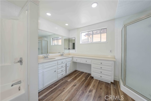 5212 Chablis Circle, Irvine CA: https://media.crmls.org/medias/9693578e-8202-47de-8a4c-26a0fc4b51d4.jpg