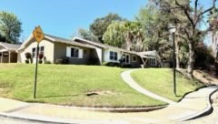 Detail Gallery Image 4 of 34 For 134 W Broadbent, Riverside,  CA 92507 - 4 Beds | 3 Baths