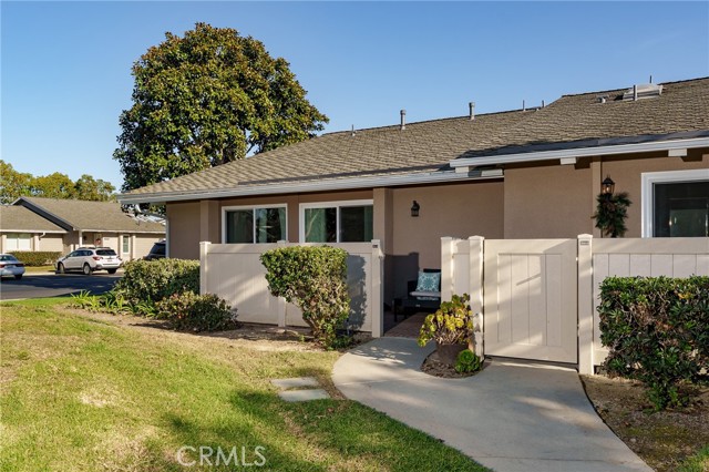 Detail Gallery Image 4 of 36 For 8856 Sutter Cir 524 a,  Huntington Beach,  CA 92646 - 2 Beds | 2 Baths