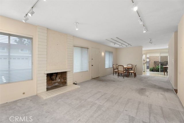Detail Gallery Image 12 of 30 For 6814 Southampton Dr, Cypress,  CA 90630 - 3 Beds | 2 Baths