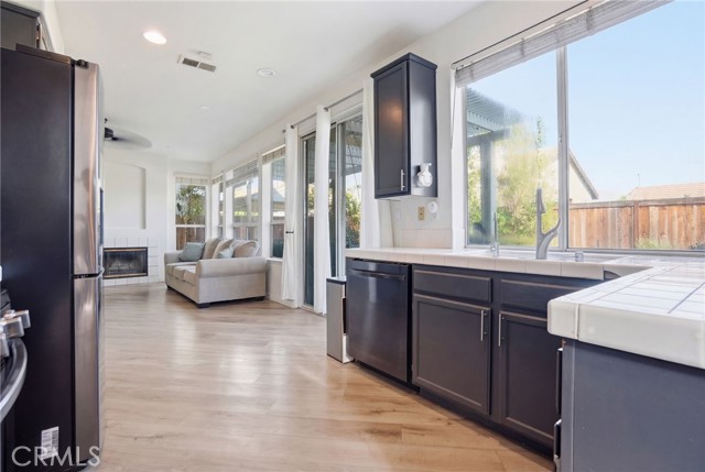 Detail Gallery Image 9 of 41 For 9200 Lantana Dr, Corona,  CA 92883 - 4 Beds | 3 Baths