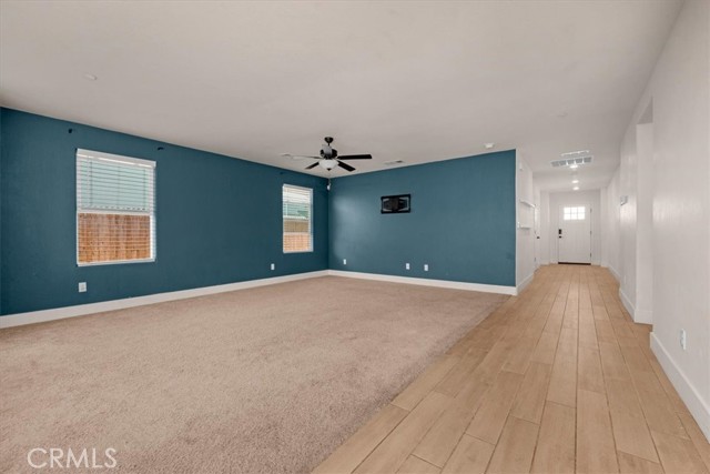 Detail Gallery Image 13 of 51 For 2520 S Spruce St, Visalia,  CA 93292 - 4 Beds | 2/1 Baths