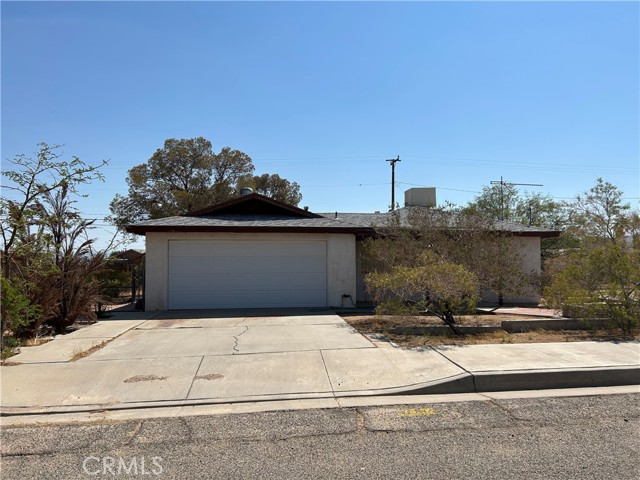 Detail Gallery Image 1 of 1 For 1204 S Mahan St, Ridgecrest,  CA 93555 - 4 Beds | 2 Baths