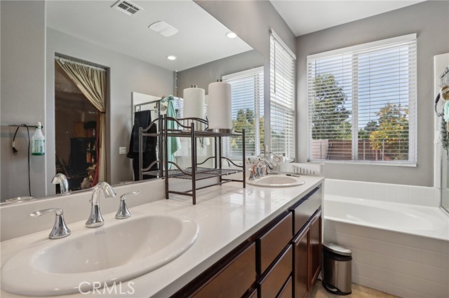 Detail Gallery Image 20 of 33 For 25503 Kamran Cir, Menifee,  CA 92586 - 3 Beds | 2/1 Baths