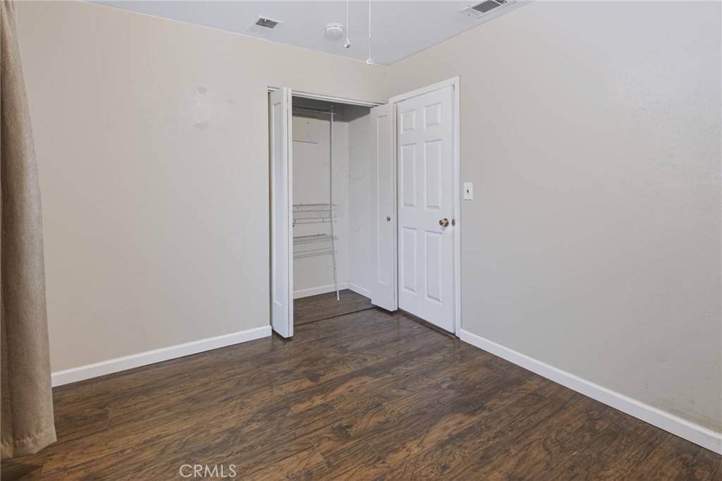 https://media.crmls.org/medias/96980e2e-6216-4b24-bed9-ccba59a2b9a9.jpg?preset=X-Large