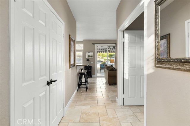 6151 Softwind Place, Rancho Cucamonga CA: https://media.crmls.org/medias/9698b0e6-8c57-48ce-aa93-1ecf9daa6d6f.jpg