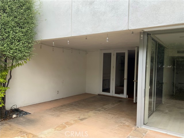 737 Avocado Avenue, Corona del Mar CA: https://media.crmls.org/medias/96990dd0-72f2-435a-9049-29aa70c2c6aa.jpg