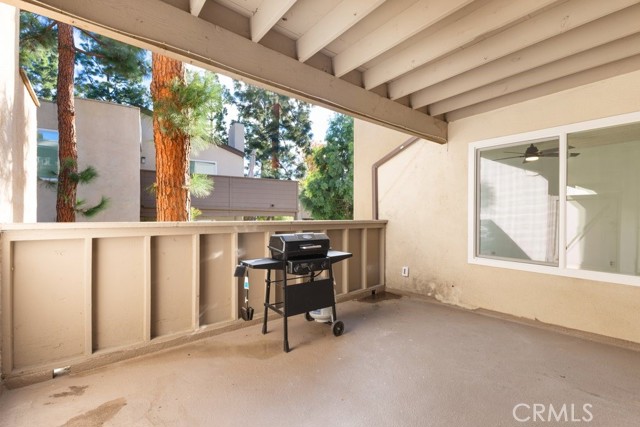 Detail Gallery Image 9 of 38 For 1440 Cabrillo Park Dr #B,  Santa Ana,  CA 92701 - 1 Beds | 1 Baths