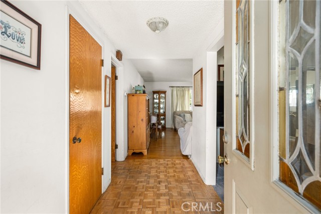 Detail Gallery Image 5 of 48 For 543 N Century Dr, Anaheim,  CA 92805 - 3 Beds | 2 Baths