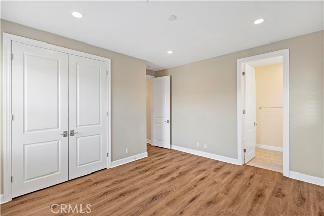 79 Rossmore, Irvine CA: https://media.crmls.org/medias/969a7053-2c8f-4ec5-990d-9196e03aa8ab.jpg