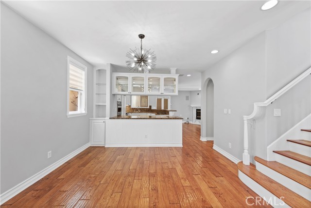 703 Marguerite Avenue, Corona del Mar CA: https://media.crmls.org/medias/969a8b37-426d-4c0b-8f97-9cf89a5955e0.jpg