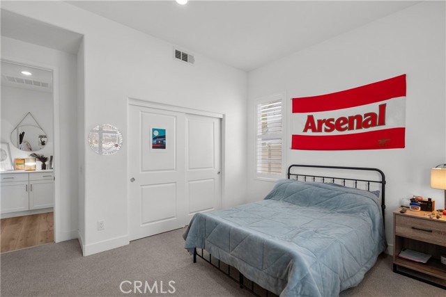 29467 Camino Saguaro, Valencia CA: https://media.crmls.org/medias/969b4014-f51d-4393-a9bc-1bd00dd75c0f.jpg
